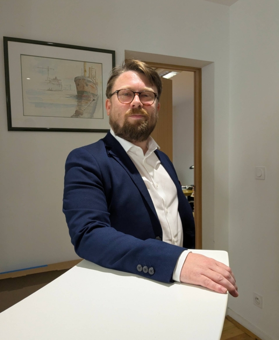 Maître Hugo Castres Cabinet Castres avocat à la cour de Rennes